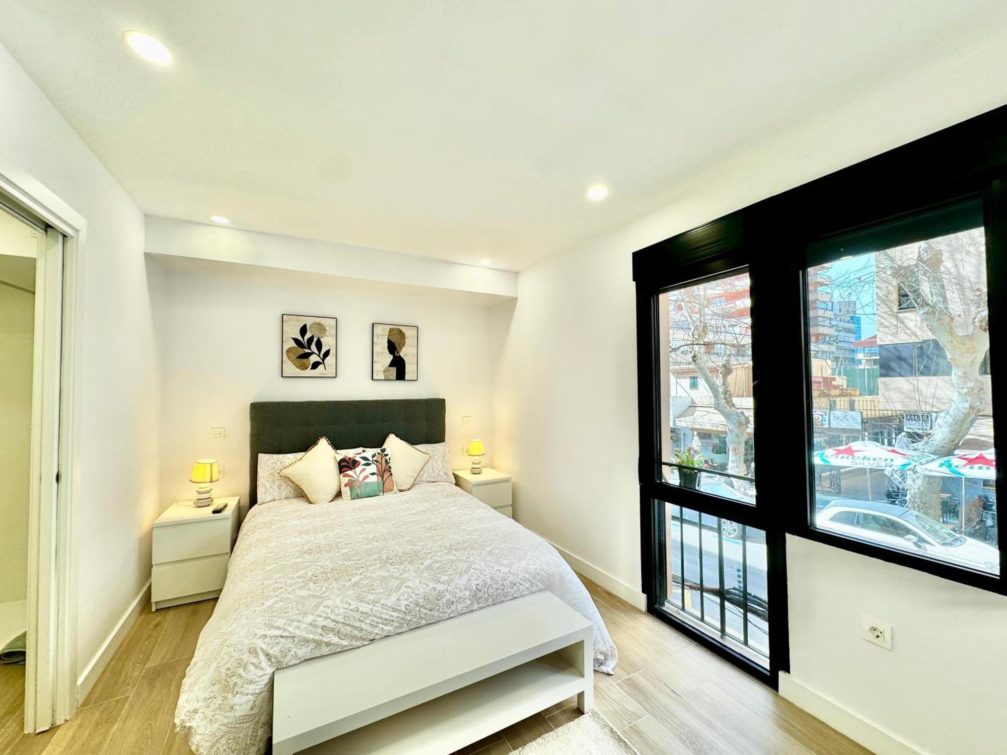 Amazing Seaside Studio By Eaw Homes ماربيا المظهر الخارجي الصورة