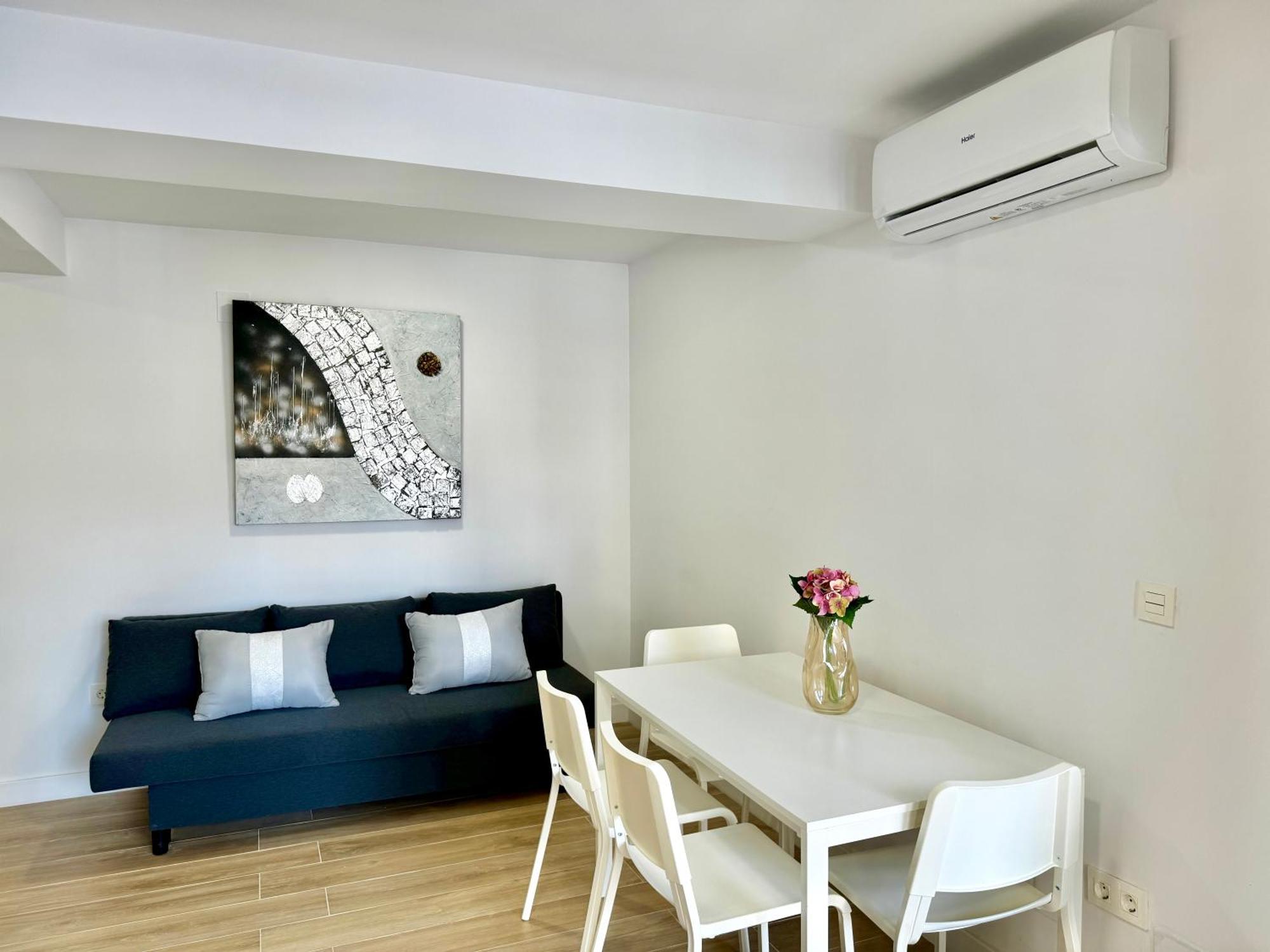 Amazing Seaside Studio By Eaw Homes ماربيا المظهر الخارجي الصورة